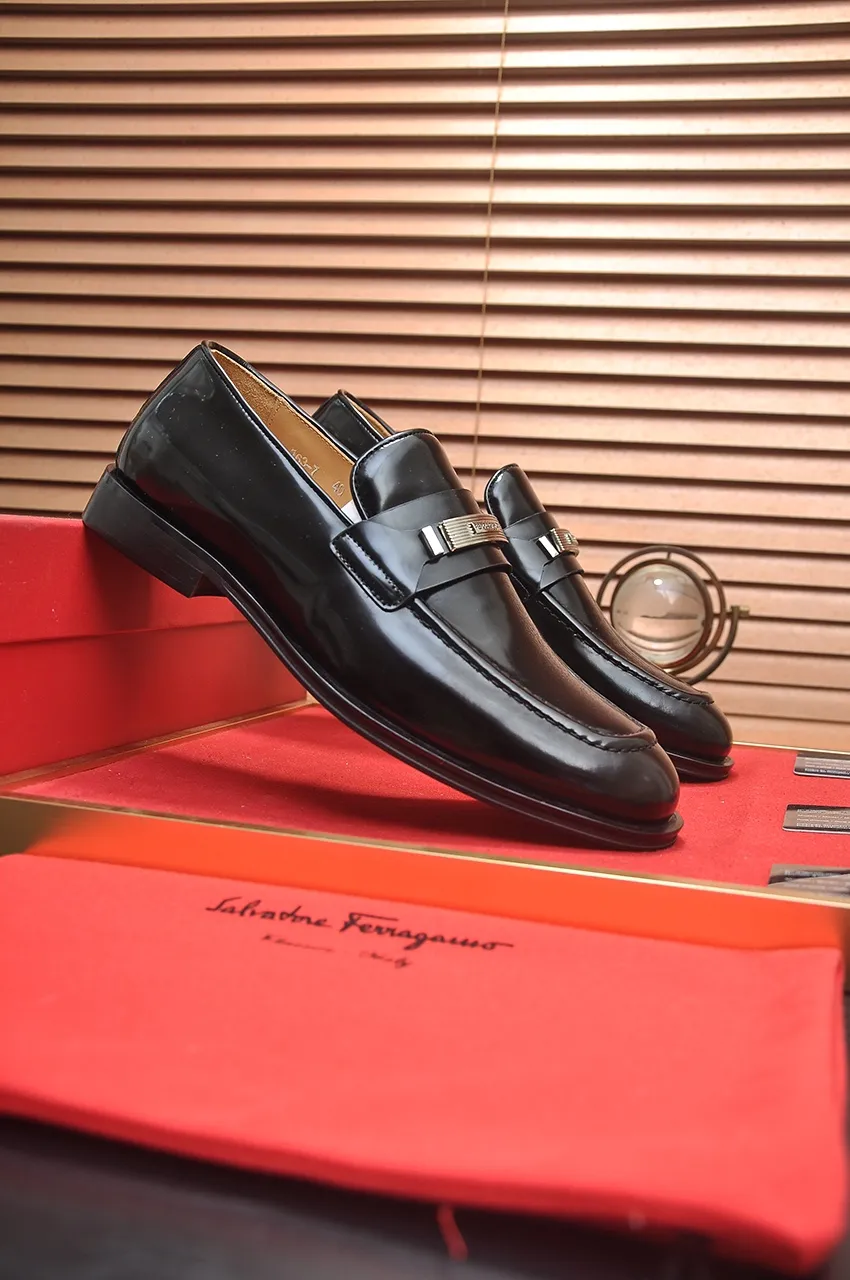 Men's shoes 💰620💶 [Ferragamo/Ferragamo] The latest model in the counter. Original imported open-sided high-quality cowhide hand-woven + imported 🐂 cowhide + original luxury metal buckle + original combination outsole. Comparative and stress-free 38--45 (45 custom-made)